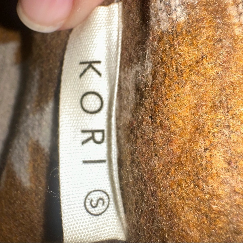 Kori Tan and Cream Jacket - Picture 3 of 5